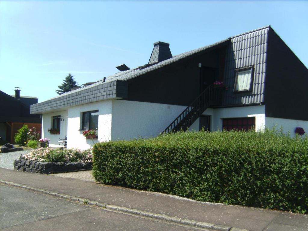 Ferienwohnung Evangeline Borsch Zell Exterior foto